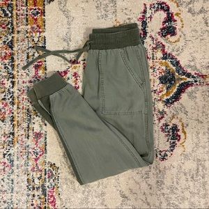 Splendid joggers